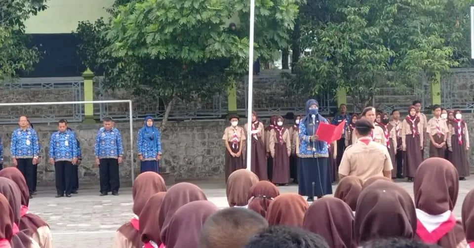 Peringati Hari Kesaktian Pancasila, SMP Negeri 1 Baturetno Gelar Upacara
