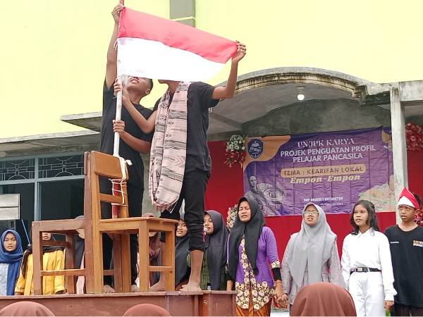 P5 Spensaba Gelar Panen Karya Bertema Kearifan Lokal