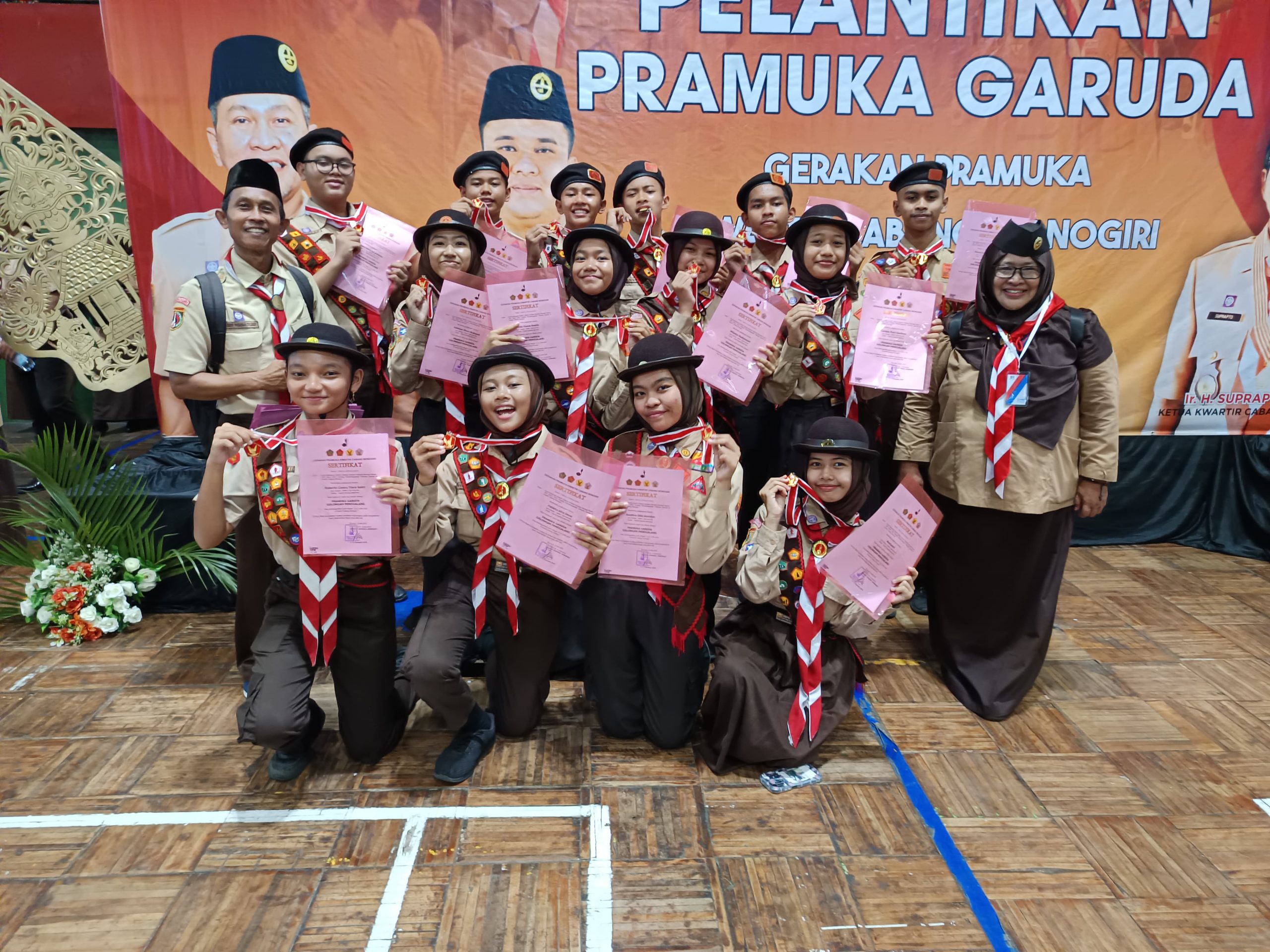 Pelantikan Pramuka Garuda SMP Negeri 1 Baturetno Bersinar di GOR Giri Mandala Wonogiri