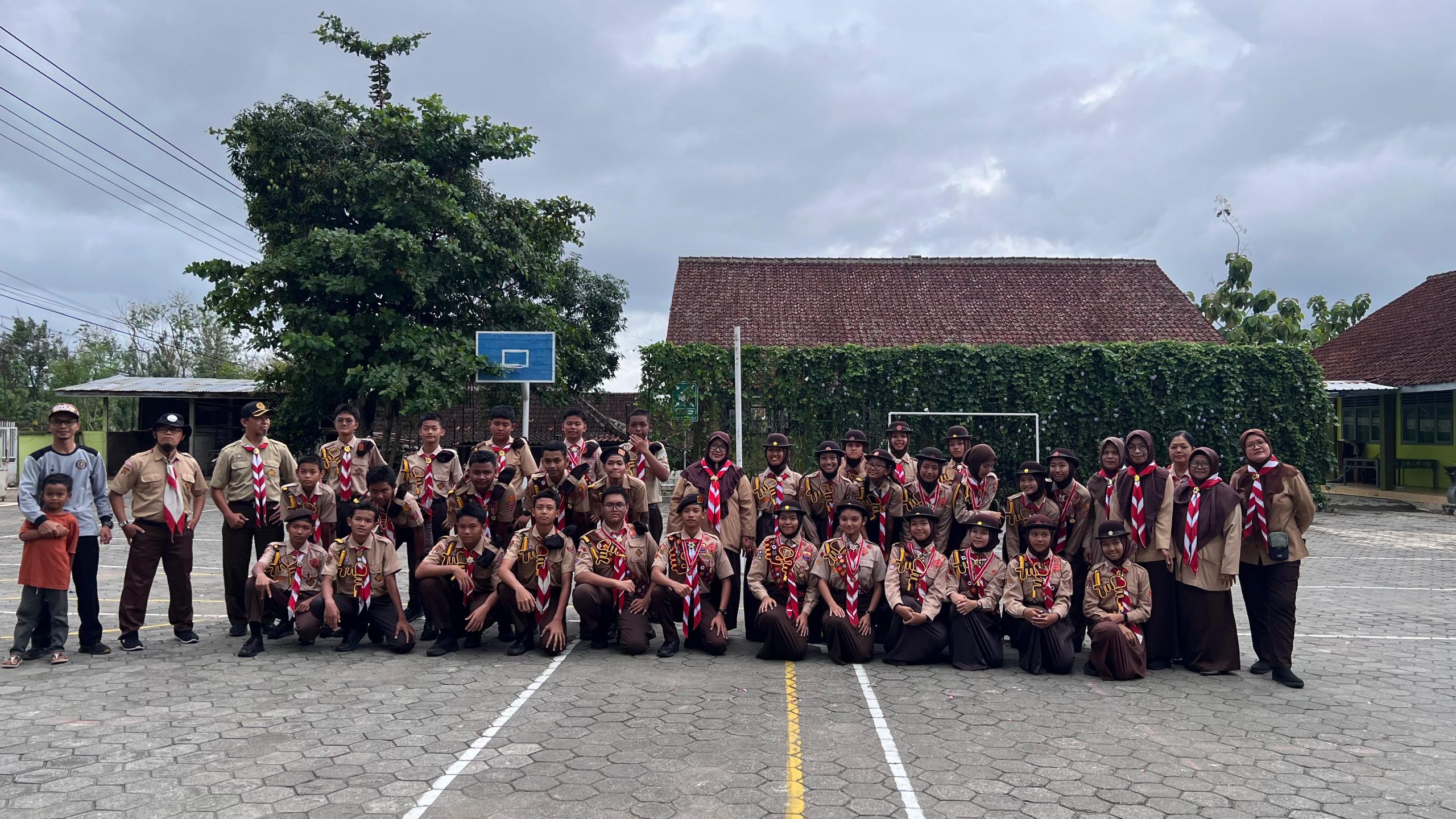 Pengukuhan Dewan Penggalam SMP negeri 1 Baturetno Tahun 2025/2026 :  Siap Mengabdi dan Berkarya