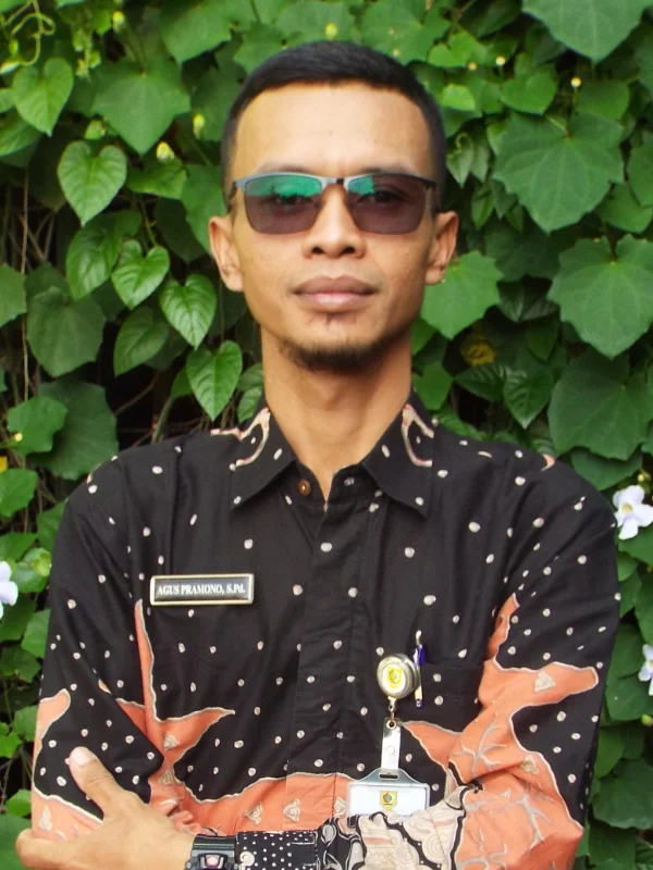 Agus Pramono, S.Pd